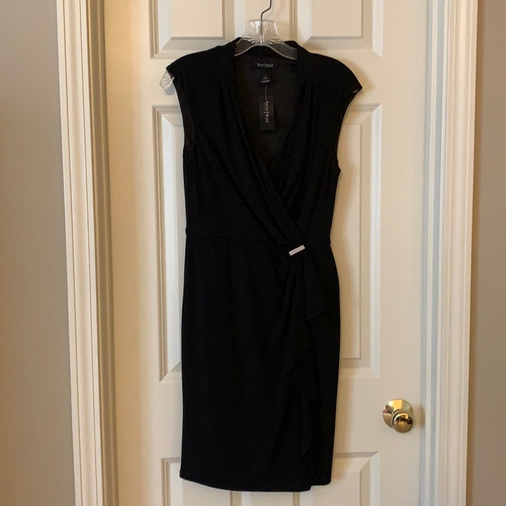 Black work/cocktail dress. Size 6. NWT